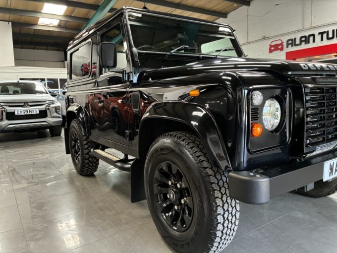 2025 Land Rover Defender