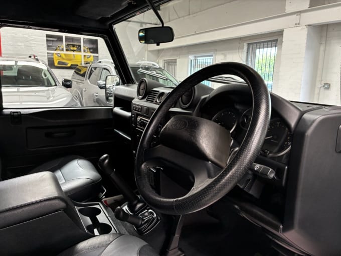 2025 Land Rover Defender