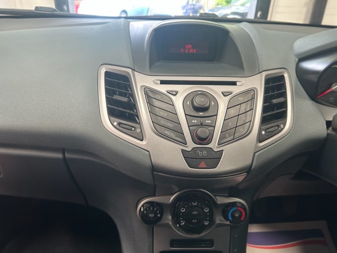 2025 Ford Fiesta