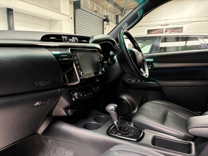 2025 Toyota Hi-lux