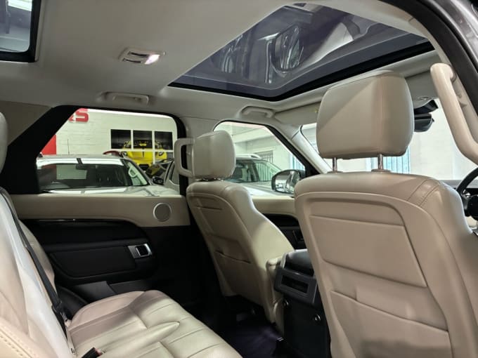 2025 Land Rover Discovery
