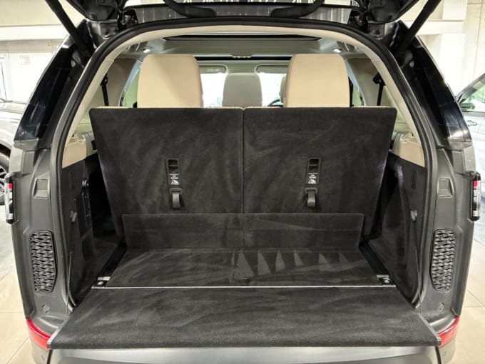 2025 Land Rover Discovery