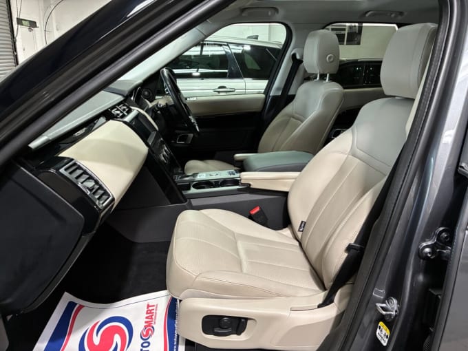 2025 Land Rover Discovery