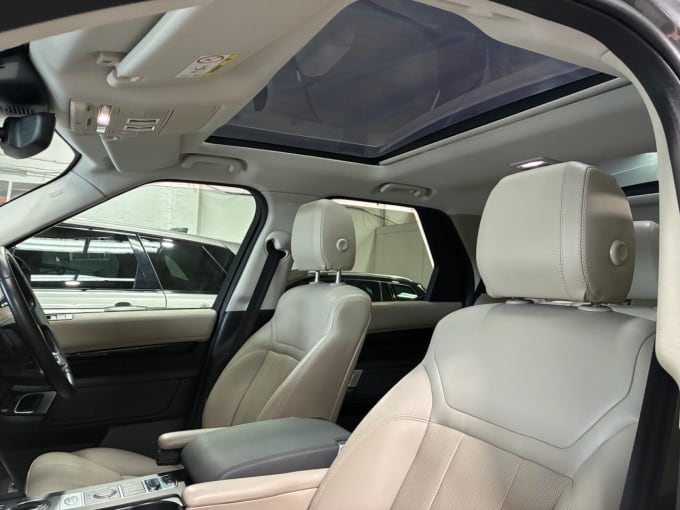 2025 Land Rover Discovery