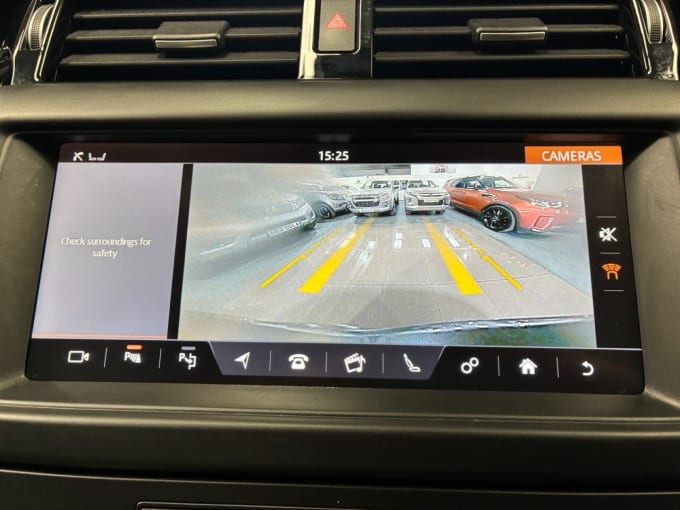 2025 Land Rover Discovery
