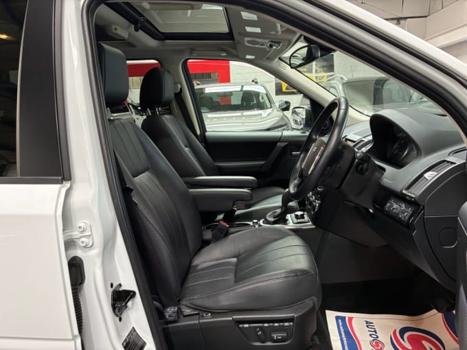 2025 Land Rover Freelander 2