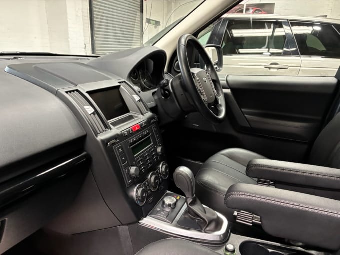 2025 Land Rover Freelander 2