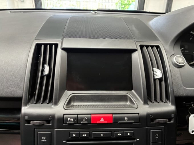 2025 Land Rover Freelander 2