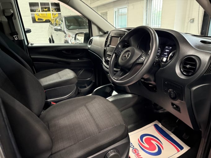 2025 Mercedes-benz Vito