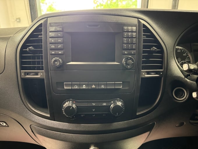 2025 Mercedes-benz Vito