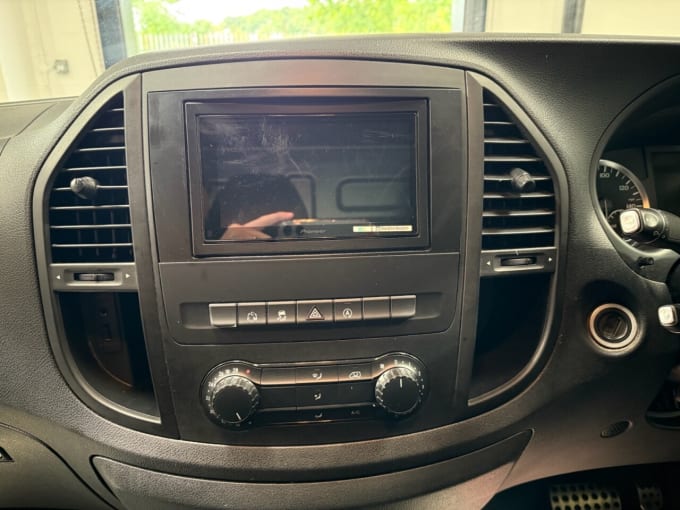 2025 Mercedes-benz Vito