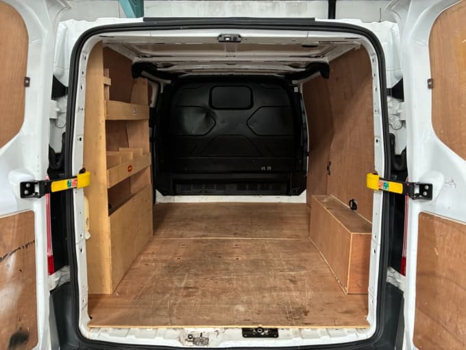2025 Ford Transit Custom