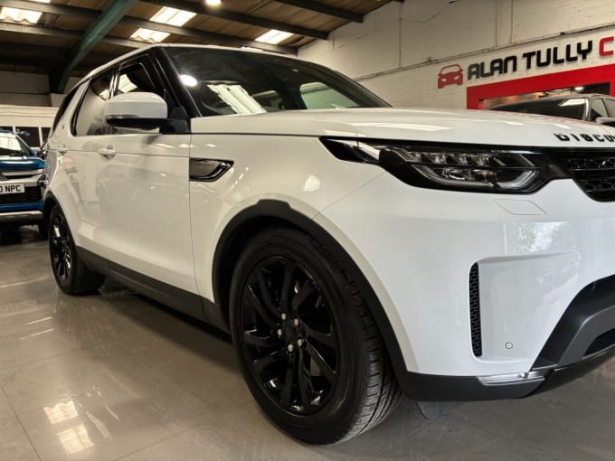 2025 Land Rover Discovery