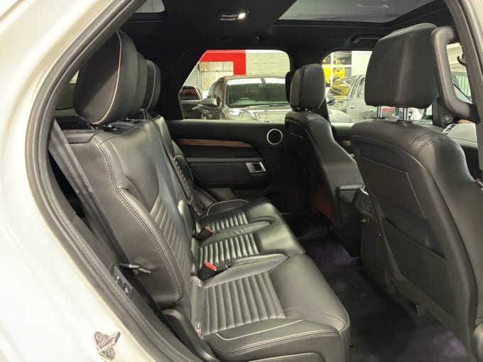 2025 Land Rover Discovery