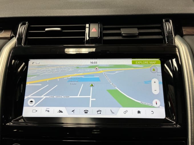 2025 Land Rover Discovery