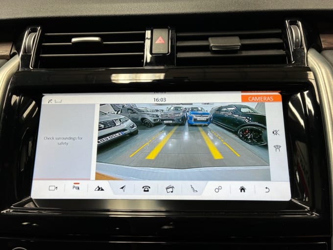 2025 Land Rover Discovery