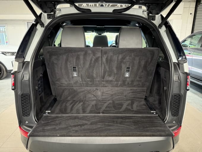 2025 Land Rover Discovery