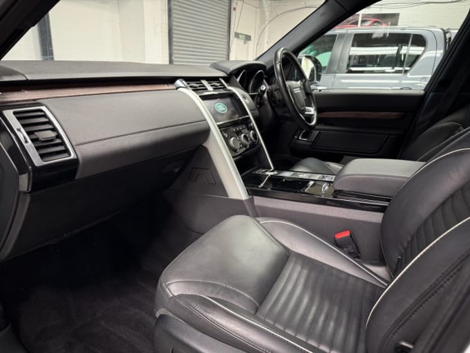 2025 Land Rover Discovery