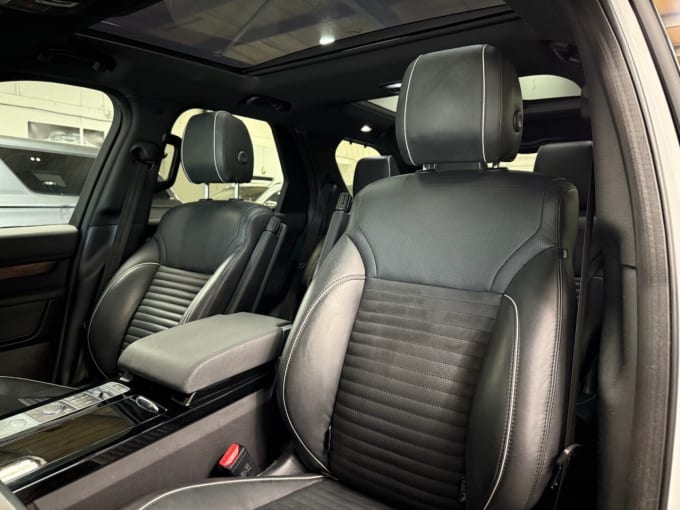 2025 Land Rover Discovery