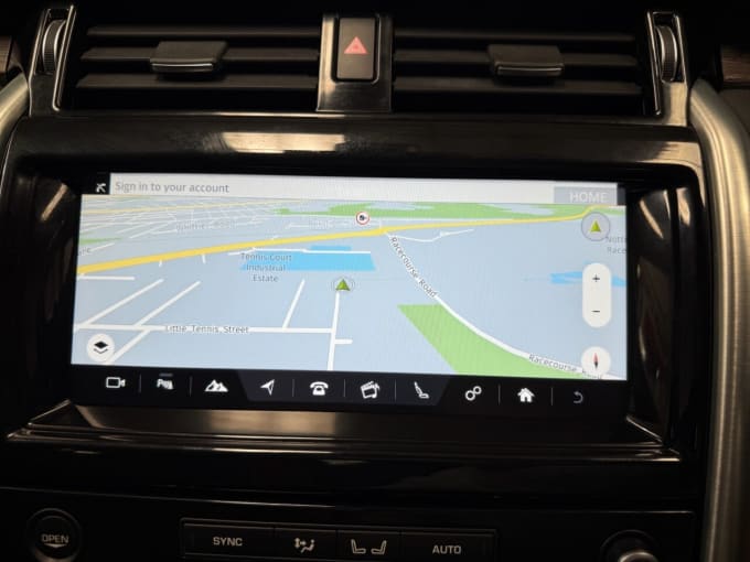 2025 Land Rover Discovery