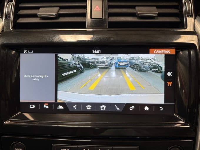 2025 Land Rover Discovery