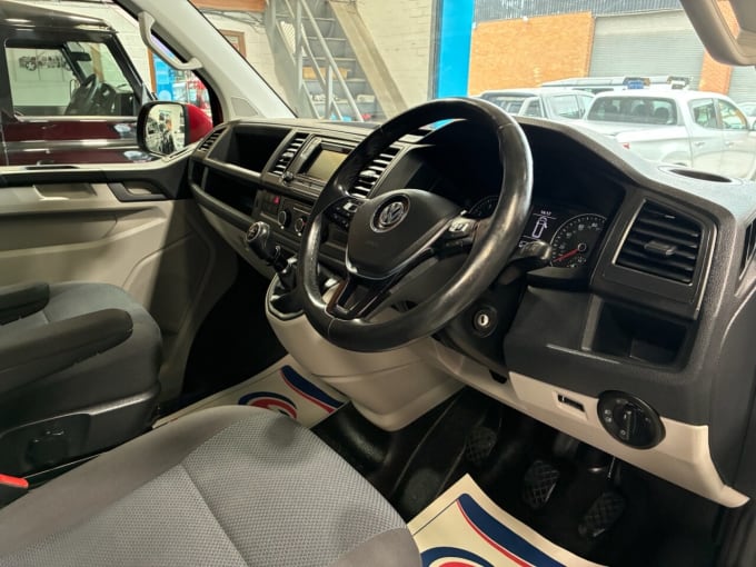 2025 Volkswagen Transporter
