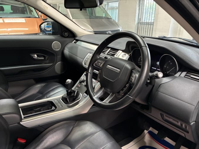 2025 Land Rover Range Rover Evoque