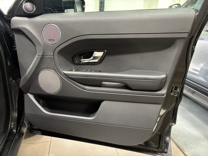 2025 Land Rover Range Rover Evoque