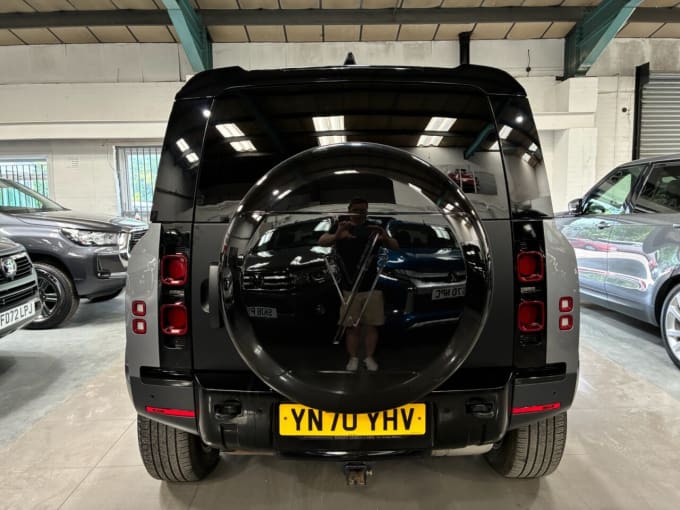 2025 Land Rover Defender