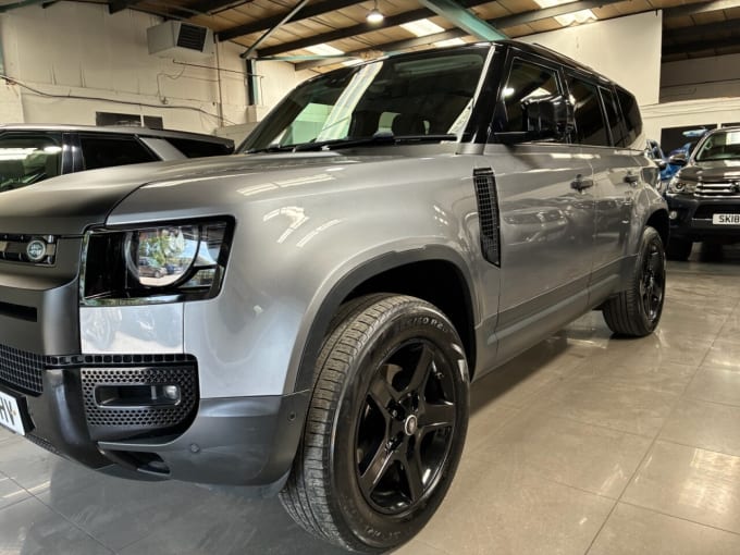 2025 Land Rover Defender