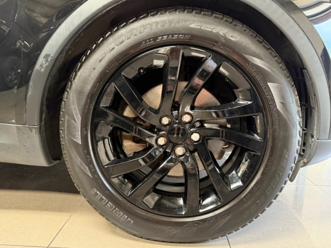 2025 Land Rover Discovery