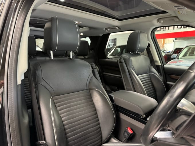 2025 Land Rover Discovery