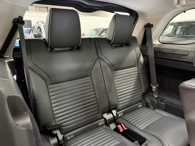 2025 Land Rover Discovery