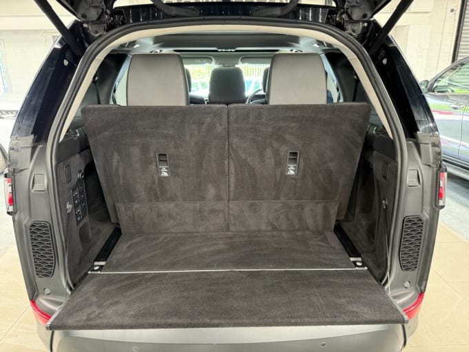 2025 Land Rover Discovery