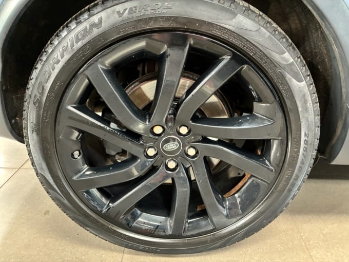 2025 Land Rover Discovery