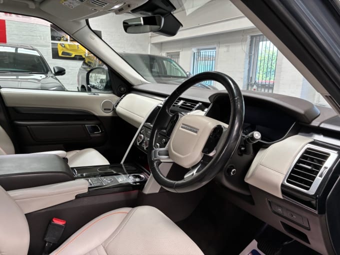2025 Land Rover Discovery