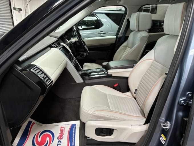2025 Land Rover Discovery
