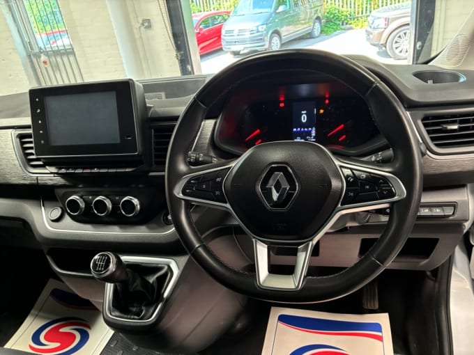 2025 Renault Trafic