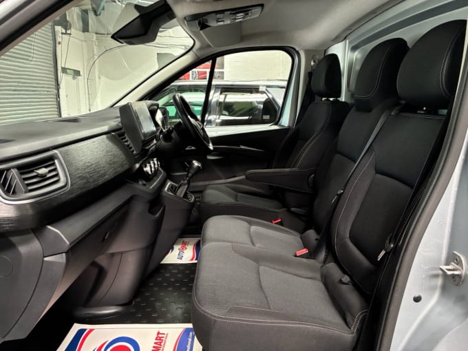 2025 Renault Trafic