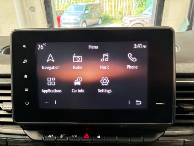 2025 Renault Trafic