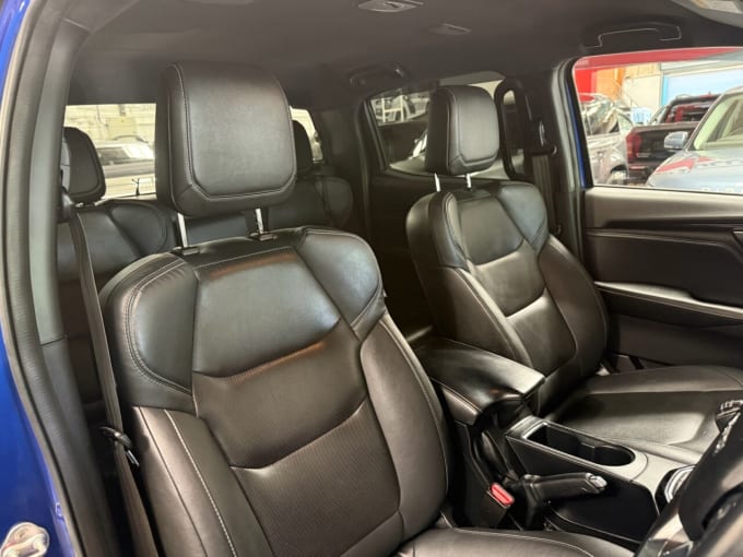 2025 Isuzu D-max