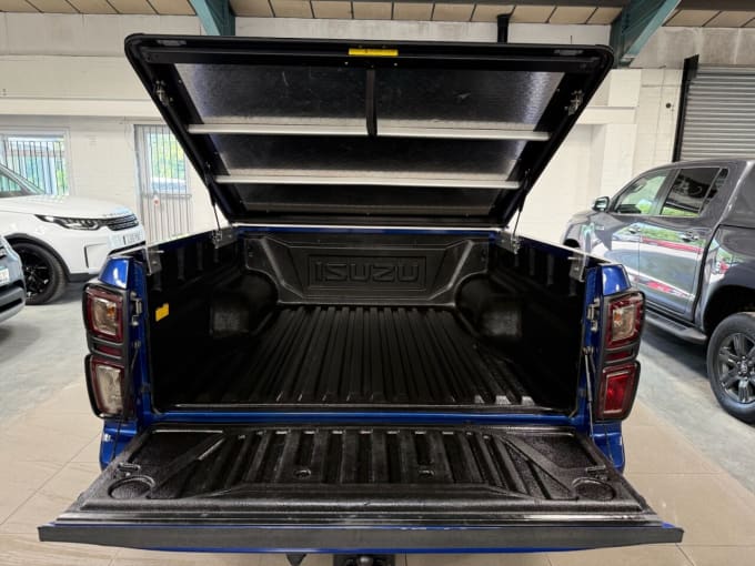 2025 Isuzu D-max