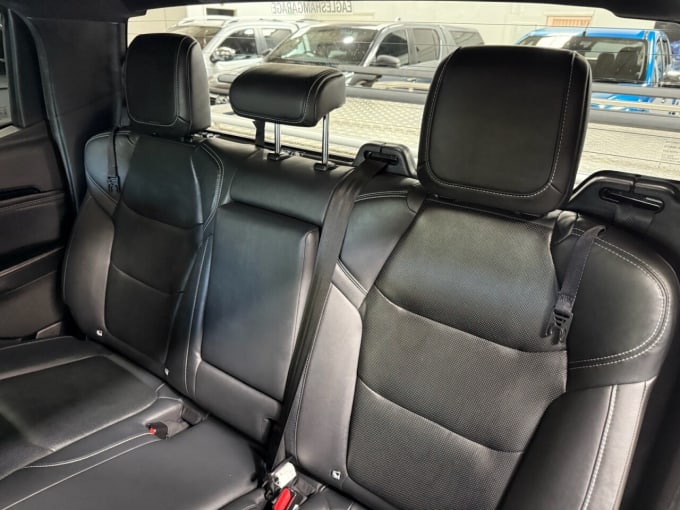 2025 Isuzu D-max