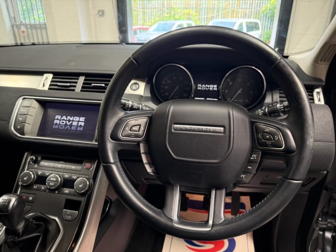 2025 Land Rover Range Rover Evoque