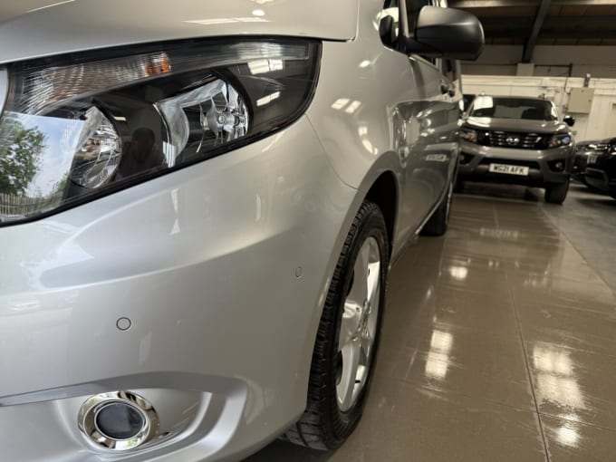 2025 Mercedes-benz Vito