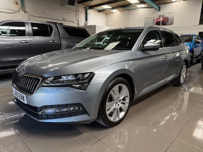 2025 Skoda Superb