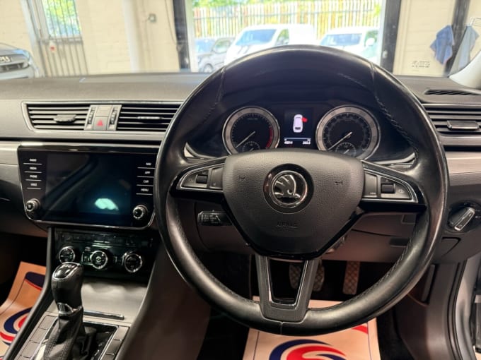 2025 Skoda Superb
