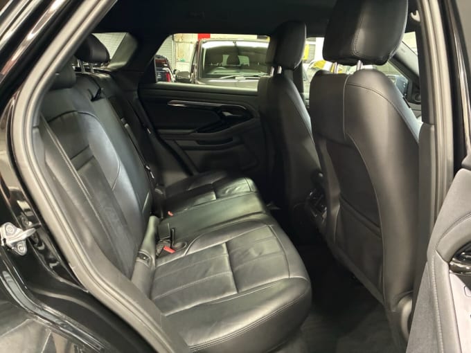 2025 Land Rover Range Rover Evoque
