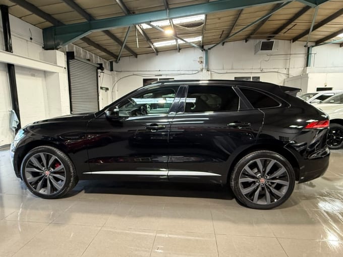 2016 Jaguar F-pace