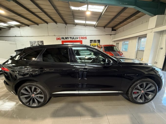 2016 Jaguar F-pace
